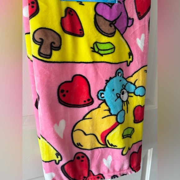 Care Bears pink Pizza Soft Throw Blanket - Picture 3 of 4